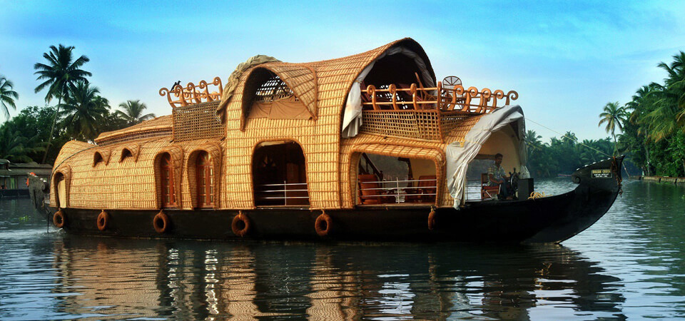 types of houseboats