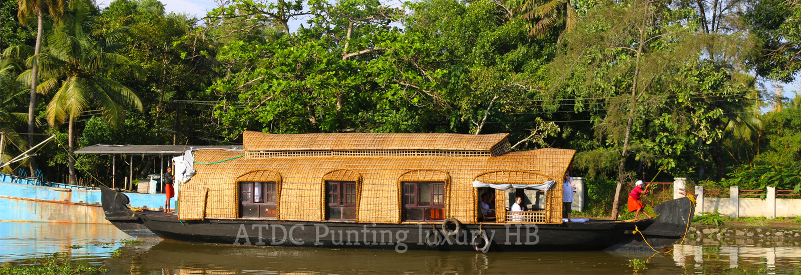 Alleppy House Boat